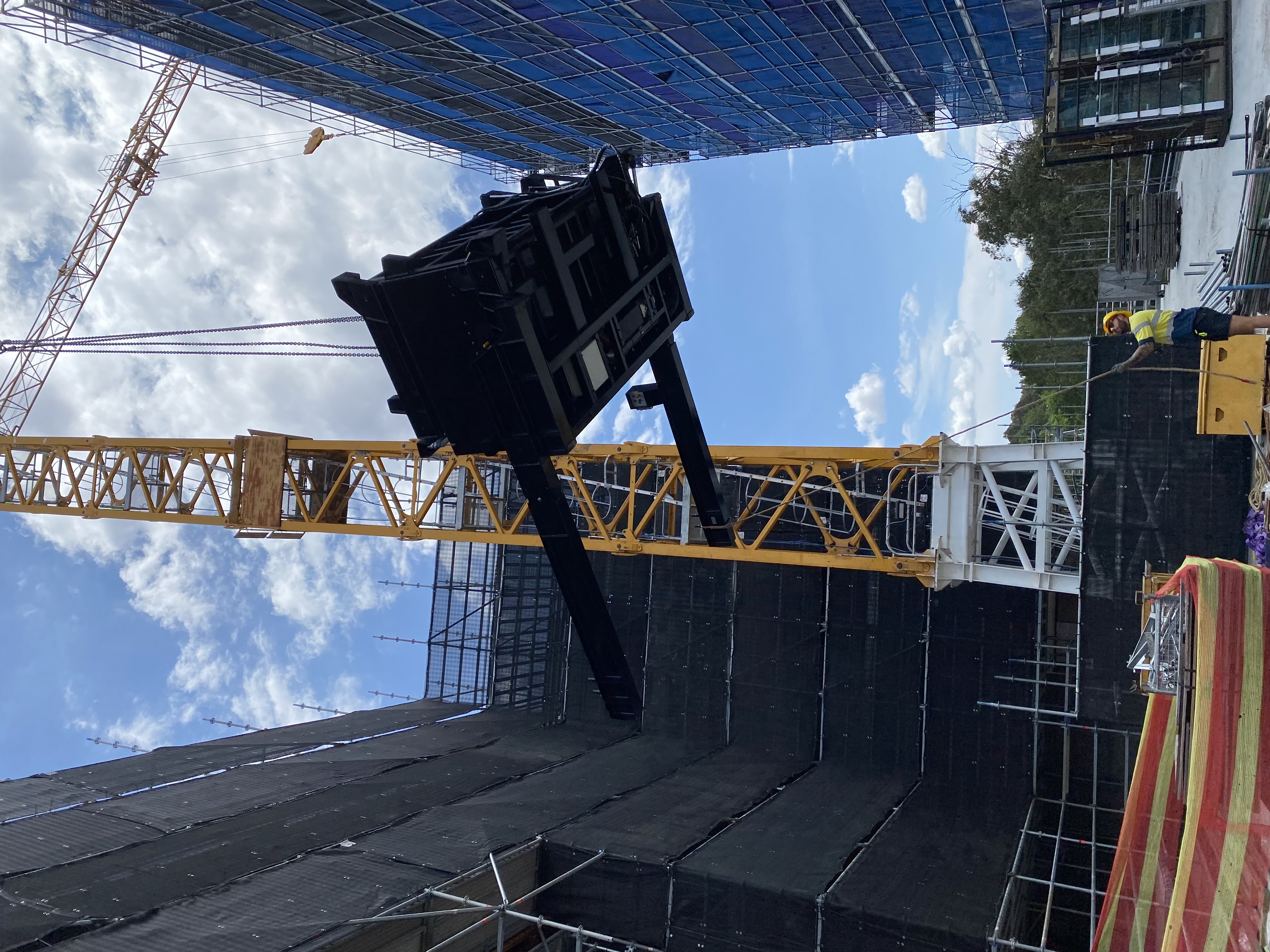 RL Deck crane lift
